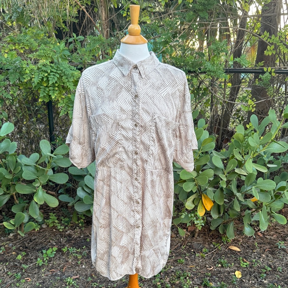 Pilcro short sleeve silky surf shirt dress, size Large - Picture 6 of 12